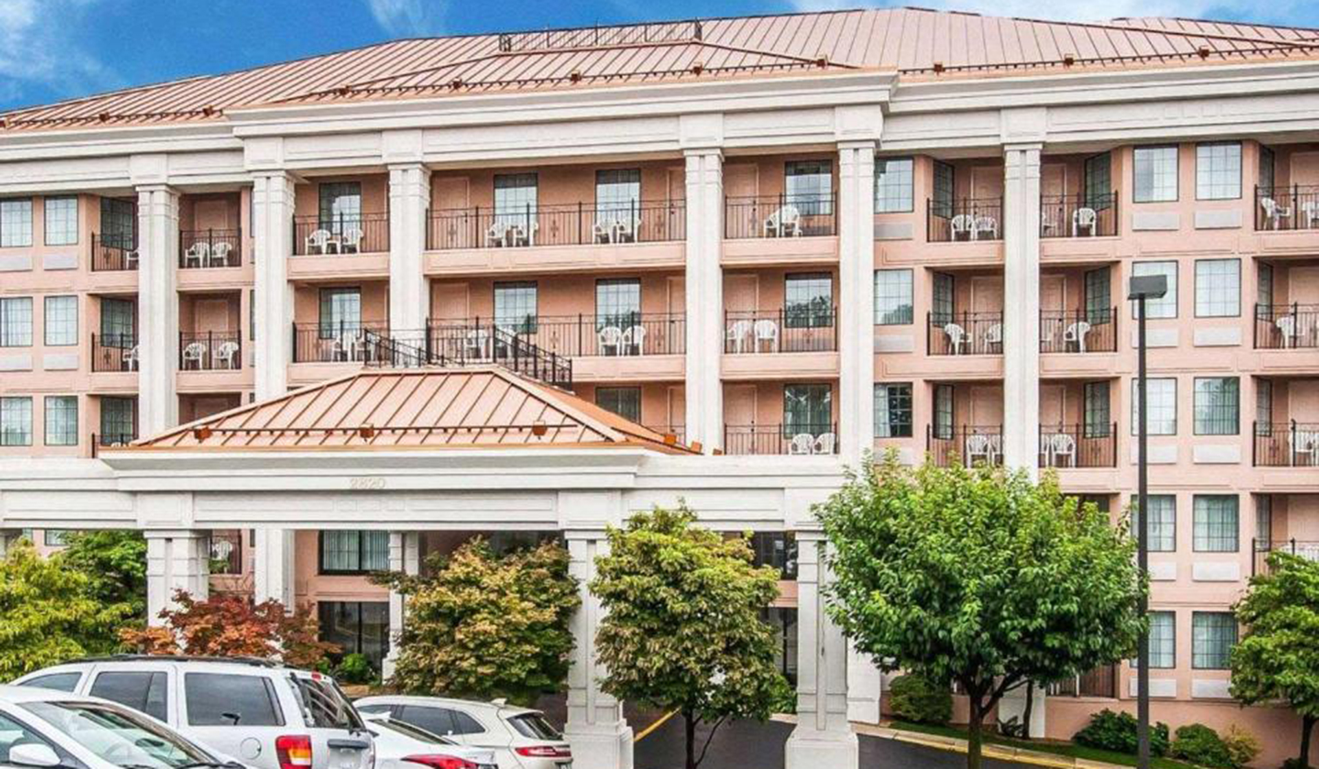 clarion-inn-branson-mghotelteam